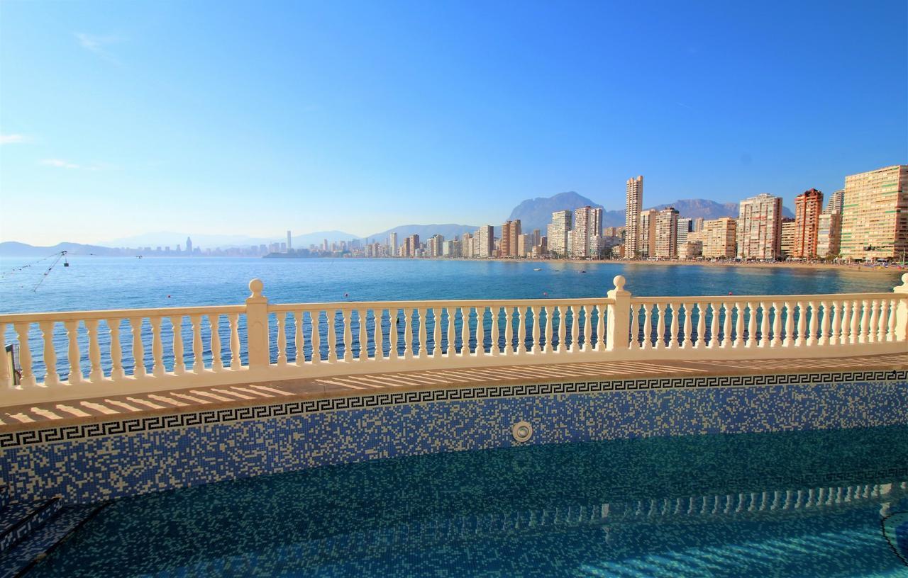 Las Algas 5-1 Benidorm Extérieur photo